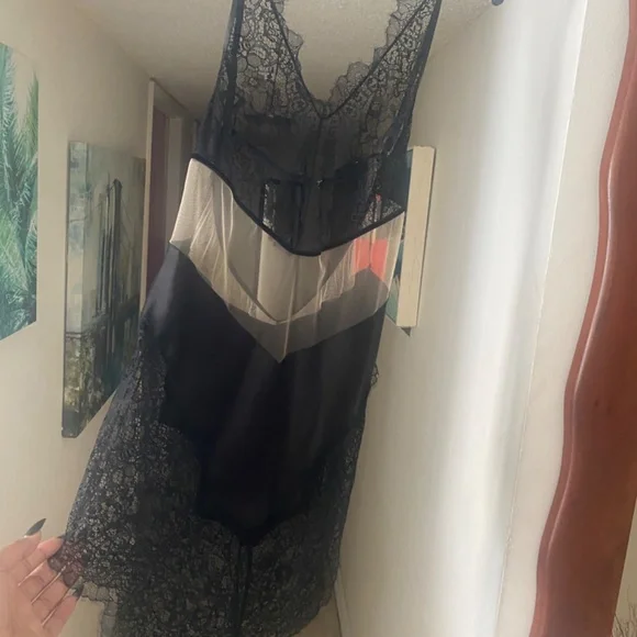 Mademoiselle Dress - Picture 5 of 9